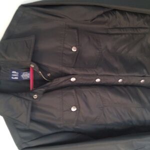 Gap black bomber style